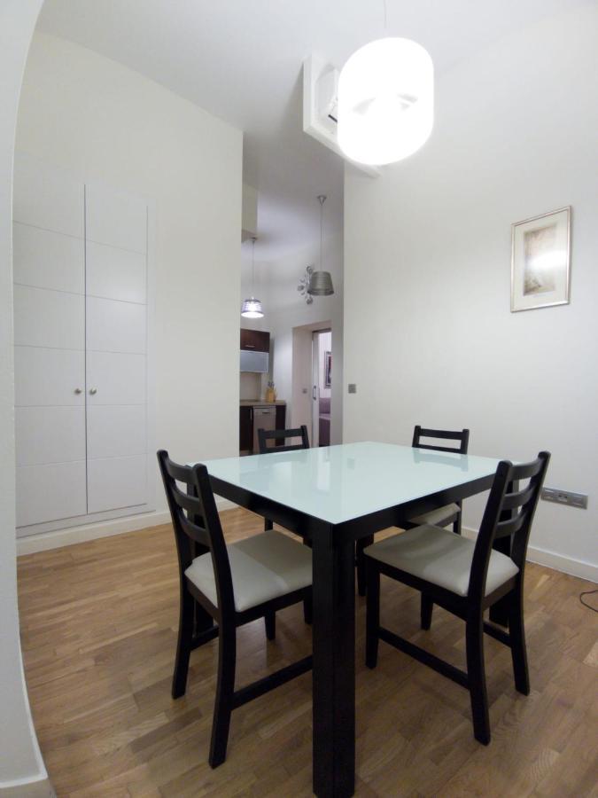 Apartamento Spinola Home Sevilla Exteriör bild