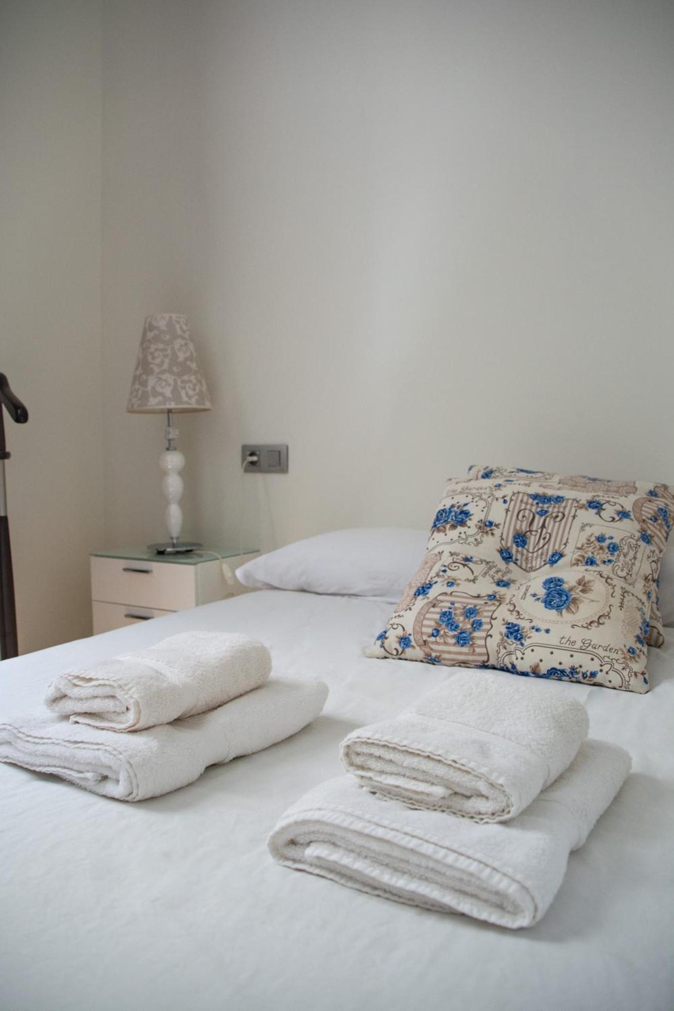 Apartamento Spinola Home Sevilla Exteriör bild